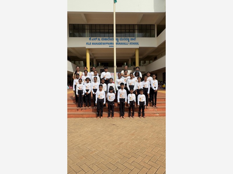 ๐๐ World Yoga Day & Music Day Celebration at KLE Mahadevappanna Munavalli School, Gokak ๐ถ๐งโโ๏ธ